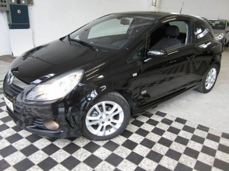 Opel Corsa - 1.2-16V Opc-Line 2 Zwart Airco Zeer Nette Auto - 1