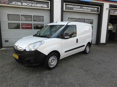 Opel Combo - 1.3 D 70KW - 1