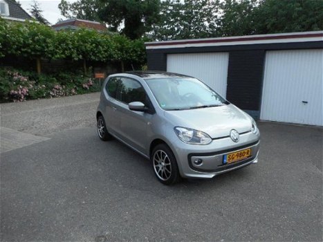 Volkswagen Up! - 1.0 high up BlueMotion - 1