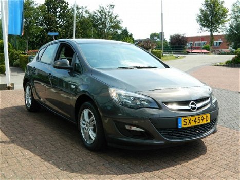 Opel Astra - 1.6 ECOTEC 115PK 5DRS Selection - 1