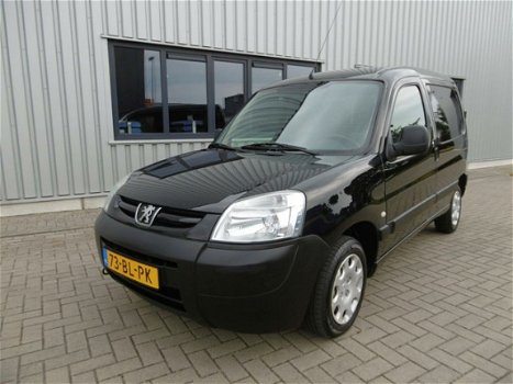 Peugeot Partner - 170C 1.9 D Avantage Zwart Marge Auto - 1