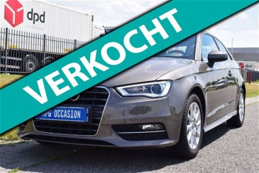 Audi A3 - 1.6 TDI Pro Line plus, Navi, Clima, Velour, StoelVW, Afn Trekhaak - 1