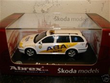 1:43 Abrex ABX005XC Skoda Octavia Combi 2004 ABA Rescue
