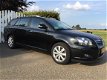 Toyota Avensis Wagon - 1.8 16v VVT-i Terra - 1 - Thumbnail