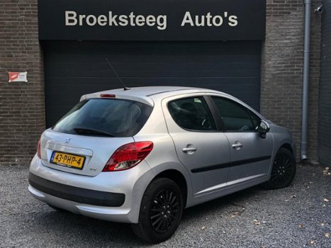 Peugeot 207 - 1.4 XR Boekjescompleet/Keurigonderhouden - 1