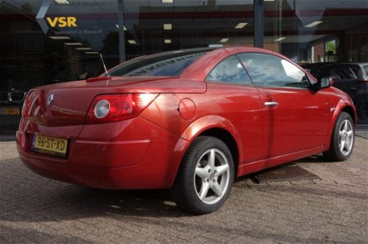 Renault Mégane - MEGANE CC 1.6 16V DYNAMIQUE LUX - 1