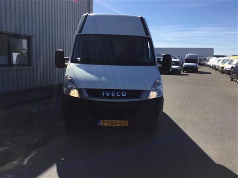 Iveco Daily - Airco 35 C 13V 330 H2 Trekhaak & Opstap 3500 kg Lease per maand €321. voor 3 jaar - 1