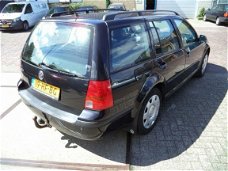 Volkswagen Golf Variant - 1.6-16V Trendline