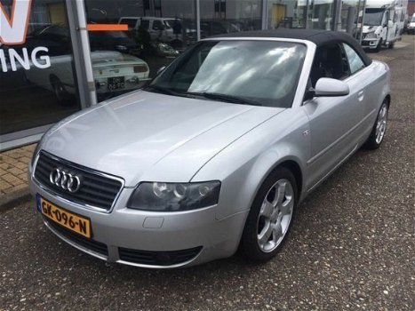 Audi A4 - 2.5 V6 TDI Pro Line - 1