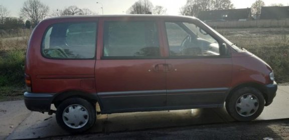 Nissan Serena - 1.6 Invitation / Petrol 7 Seater Airco - 1