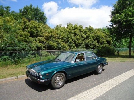 Jaguar XJ - XJ6 4.2 SERIES III 5-Speed - 1