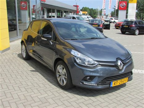 Renault Clio - TCE LIMITED 90 PK *West Europa Navigatie - 1