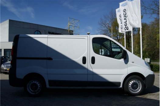 Renault Trafic - 2.0 dCi T27 L1H1 | AIRCO | SCHUIFDEUR RECHTS | TREKHAAK - 1