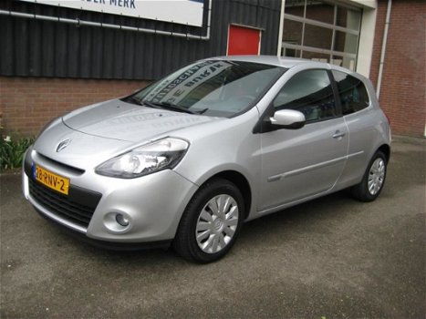 Renault Clio - 1.5 dCi Parisienne 106000 Km Rijklaar Bovag - 1