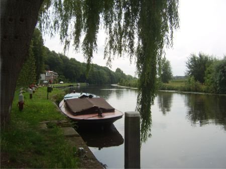 Bed and breakfast op woonboot - Utrecht. Prachtig gelegen op de Vecht! - 2