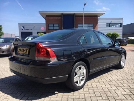 Volvo S60 - 2.4 Edition BJ`06 NAVI/LEDER/LMV/242DKM NAP APK 11 2020 - 1