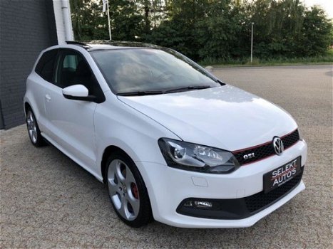 Volkswagen Polo - 1.4 TSI GTI DSG F1 Aut 2e Eigenaar/Panoramadak/Xenon/Led/Bluetooth/Navigatie/MF St - 1