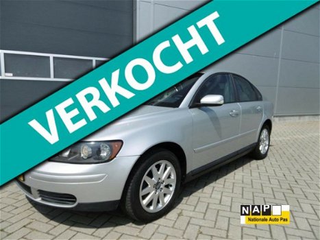 Volvo S40 - 1.6D Kinetic Diesel Airco Clima Cruise Control - 1