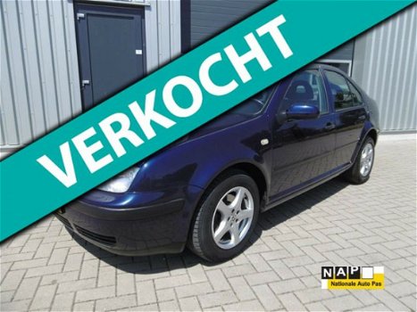 Volkswagen Bora - 2.0 Trendline Airco Clima Automaat - 1