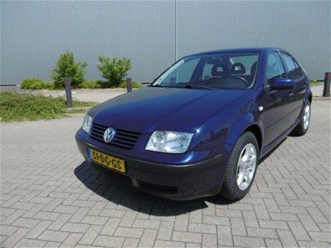 Volkswagen Bora - 2.0 Trendline Airco Clima Automaat - 1