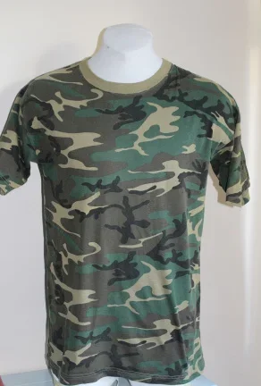 Camouflage shirt - maat L - nr. 1