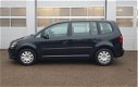 Volkswagen Touran - 1.6 TDI 90PK AIRCO CRUISE - 1 - Thumbnail