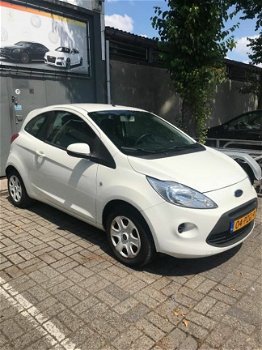 Ford Ka - 1.2 Comfort start/stop nieuwe apk inruil mogelijk airco - 1