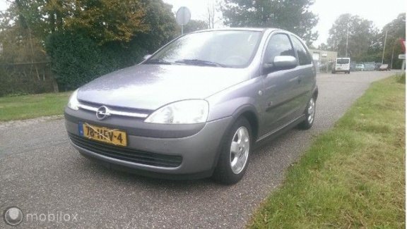 Opel Corsa - - 1.2-16V Essentia bj: 2003 Navi Airco Apk - 1