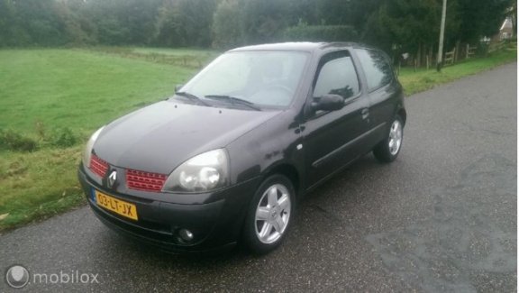 Renault Clio - - 1.6 16v Arico Apk CV NAP bj:2003 Sport - 1