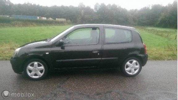 Renault Clio - - 1.6 16v Arico Apk CV NAP bj:2003 Sport - 1