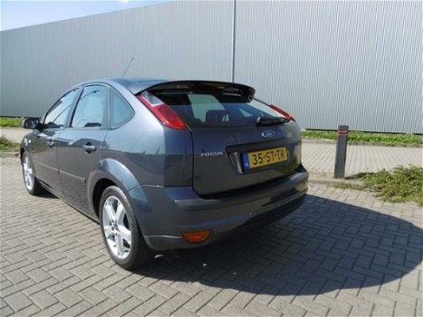 Ford Focus - 1.6-16V Futura Airco Cruise Control - 1