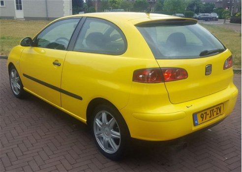 Seat Ibiza - 1.4-16V Sport NIEUWE APK , Airco Veel Nieuw - 1