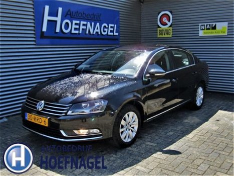 Volkswagen Passat - 1.4 TSI Comfortline BlueMotion Navi PDC Airco - 1