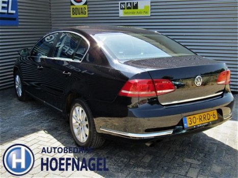 Volkswagen Passat - 1.4 TSI Comfortline BlueMotion Navi PDC Airco - 1