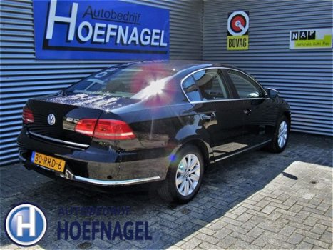 Volkswagen Passat - 1.4 TSI Comfortline BlueMotion Navi PDC Airco - 1