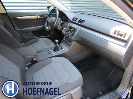 Volkswagen Passat - 1.4 TSI Comfortline BlueMotion Navi PDC Airco - 1