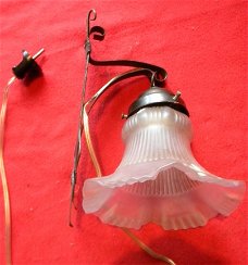 Antieke wandlamp ca 1935 no 890.