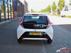 Toyota Aygo - 1.0 VVT-i x-wave