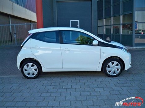 Toyota Aygo - 1.0 VVT-i x-wave - 1