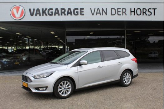 Ford Focus Wagon - 1.0 Titanium Wagon Navigatie, climate control, cruise control - 1