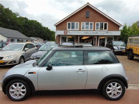 Mini Mini Cooper - 1.6 PEPPER Automaat Airco/Panoramadak/Lm Velgen APK 07-03-2020 - 1