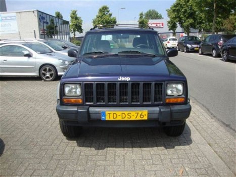 Jeep Cherokee - 4.0 sport Automaat, Nieuwstaat, Airco - 1