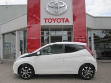 Toyota Aygo - 1.0 X-First, LM-Velgen, Privacy glass