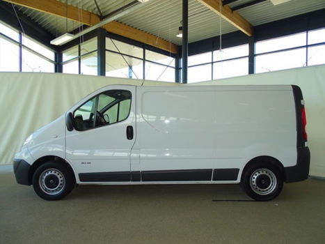 Renault Trafic - 2.0 dCi 115 pk T29 L2H1 Générique, A/C, Bluetooth - 1