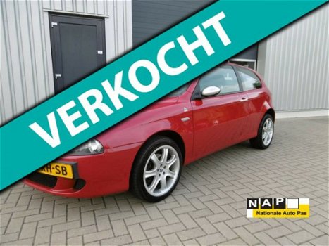 Alfa Romeo 147 - 1.6 T.Spark Veloce Progression AircoLmVelgen 17 Inch - 1