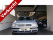 Volkswagen Golf - 1.4-16V TRENDLINE Mooiste van Nederland 5 drs apk trekhaak - 1 - Thumbnail