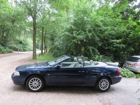 Volvo C70 Convertible - 2.4 T Luxury , 193 pk, Leer, Clima, 2e Eigenaar. - 1