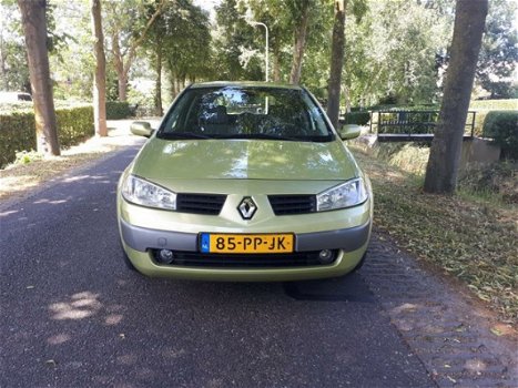 Renault Mégane - 1.6-16V Dynamique Luxe Bj 2004 5 deurs clima - 1