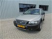 Volvo V70 Cross Country - 2.4 T Prestige Line Airco Clima Leer - 1 - Thumbnail