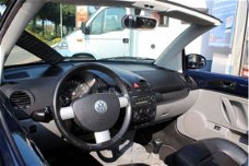 Volkswagen New Beetle Cabriolet - 1.6 Highline